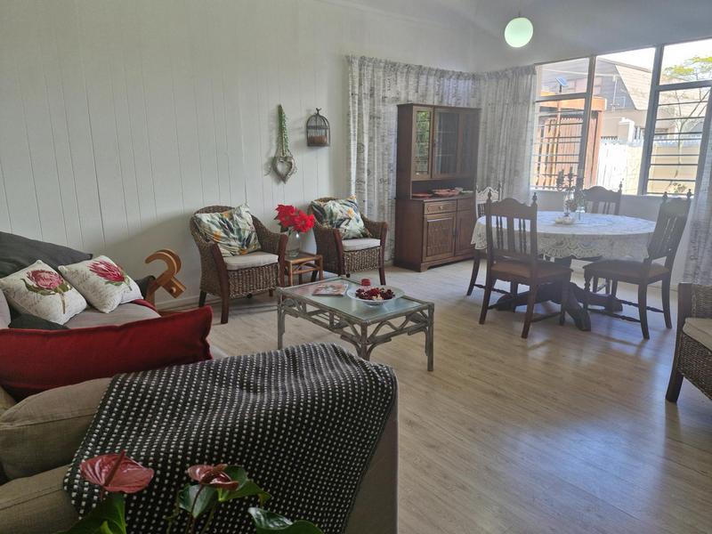 5 Bedroom Property for Sale in Glen Lilly Western Cape